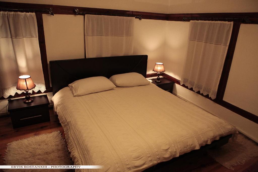Guest House Bujtina Leon Κορυτσά Δωμάτιο φωτογραφία